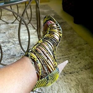 Vince Camuto Alsandra Strappy Sandals